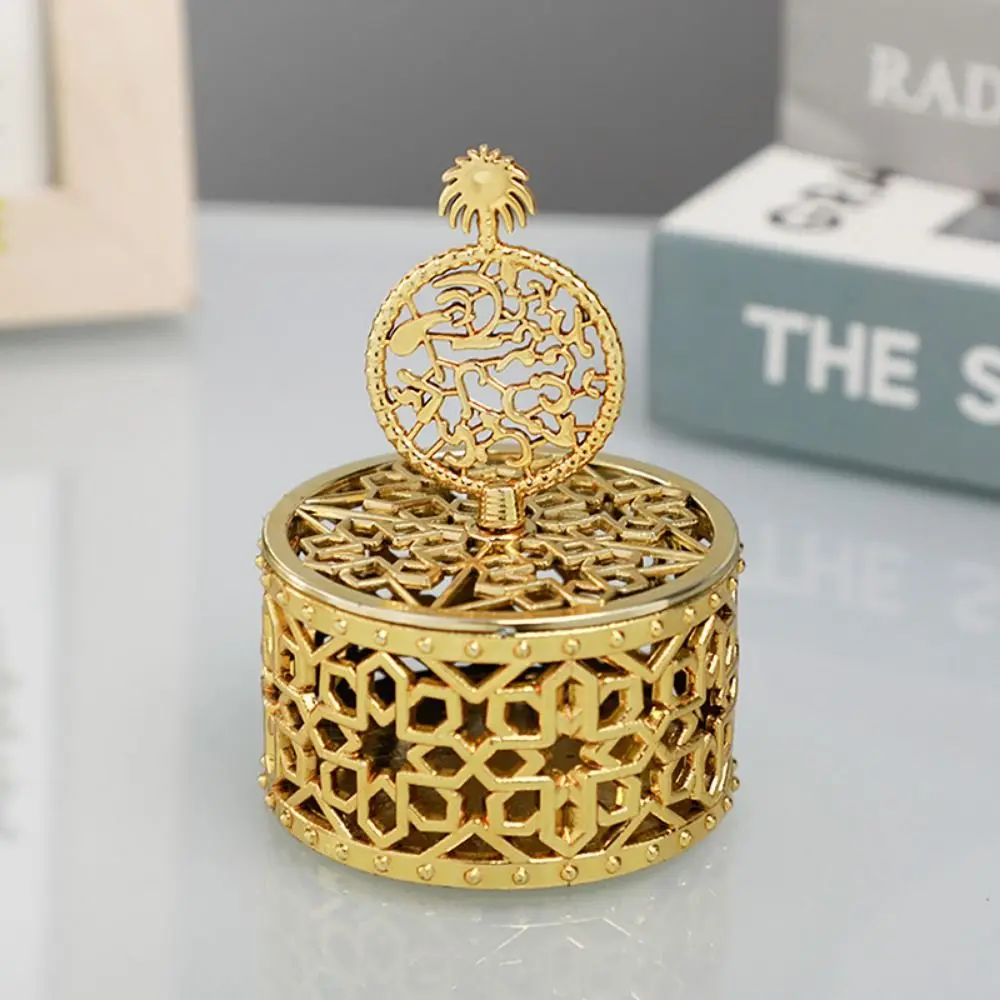 Gold-plated Gold Hollow Box European Style Delicate Candy Container Box Handheld Packaging Gift Box Gift Box