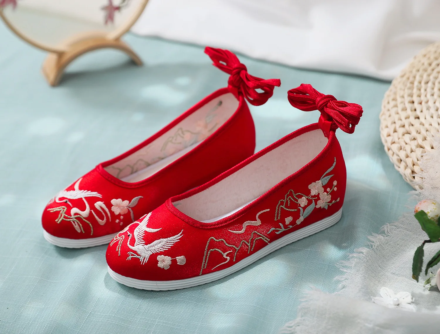 Antique Embroidered Shoes Chinese Style Retro Hanfu Cosplay Casual Shoe for Women