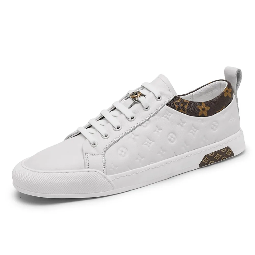 

New Fashionable Men's Breathable Trendy Sneakers Leather Casual Shoes