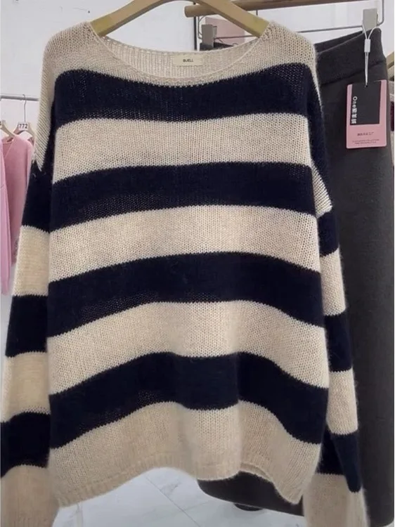 فضفاض المرأة محبوك سترة لينة مريحة Camere مخطط الأعلى الكورية Sle كسول Faion الخريف الشتاء فضفاضة سترة مريحة