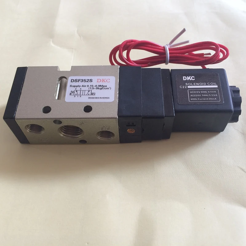Dkc Pneumático Solenóide Operado Válvula Direcional Dsf352s Dsf352d Ac220v Dc24v