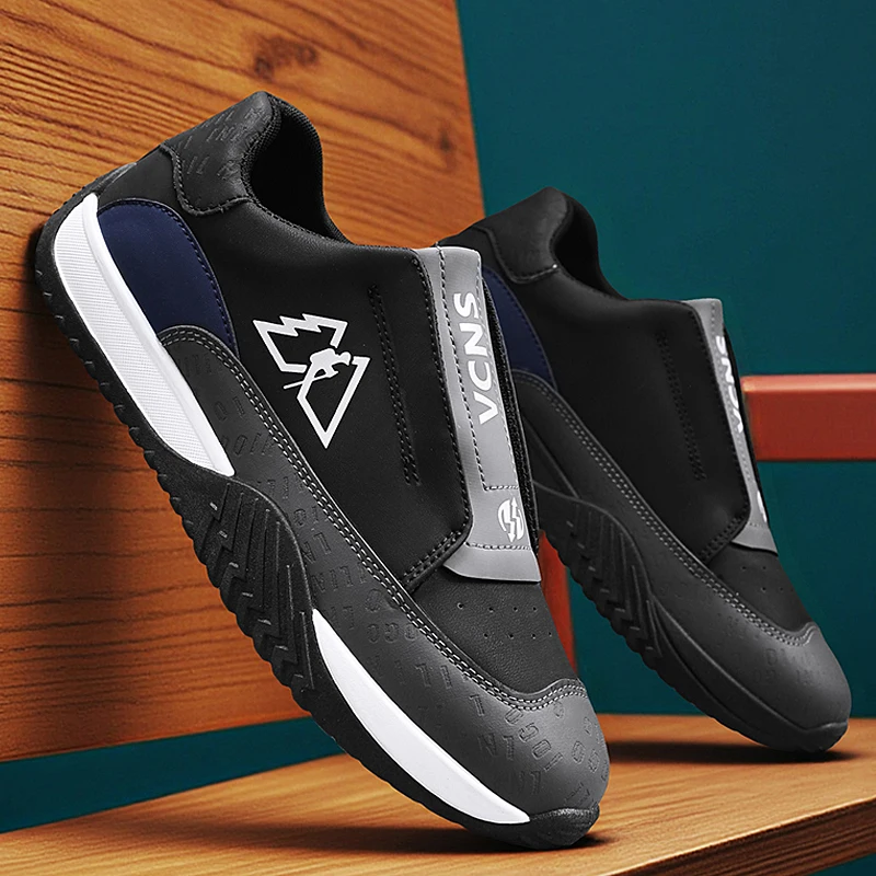 

Mens Casual Sports Shoes Breathable Comfortable Sneakers for Teen Boys Lightweight Walking Shoes