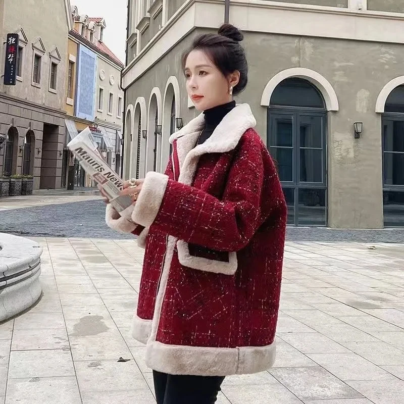 

2023 Winter Women's Lamb Wool Short Coats Casual Street Fried Woolen And Velvet Thick Warm Jackets Female Zipper Plaid Outercoat