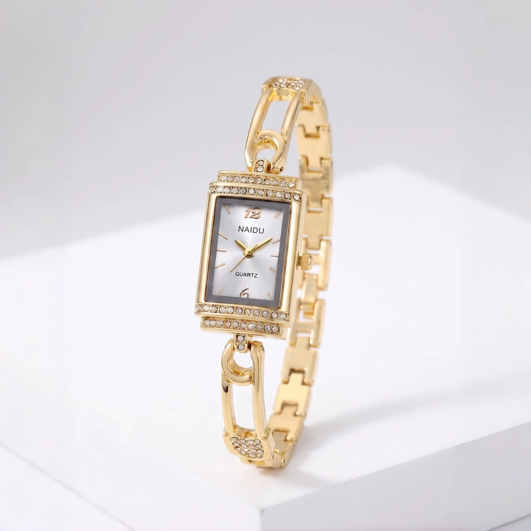 White Dial Quartz Watch with Rhinestone Scale, Light Luxury Jewelry Style Versatile Women's Watch