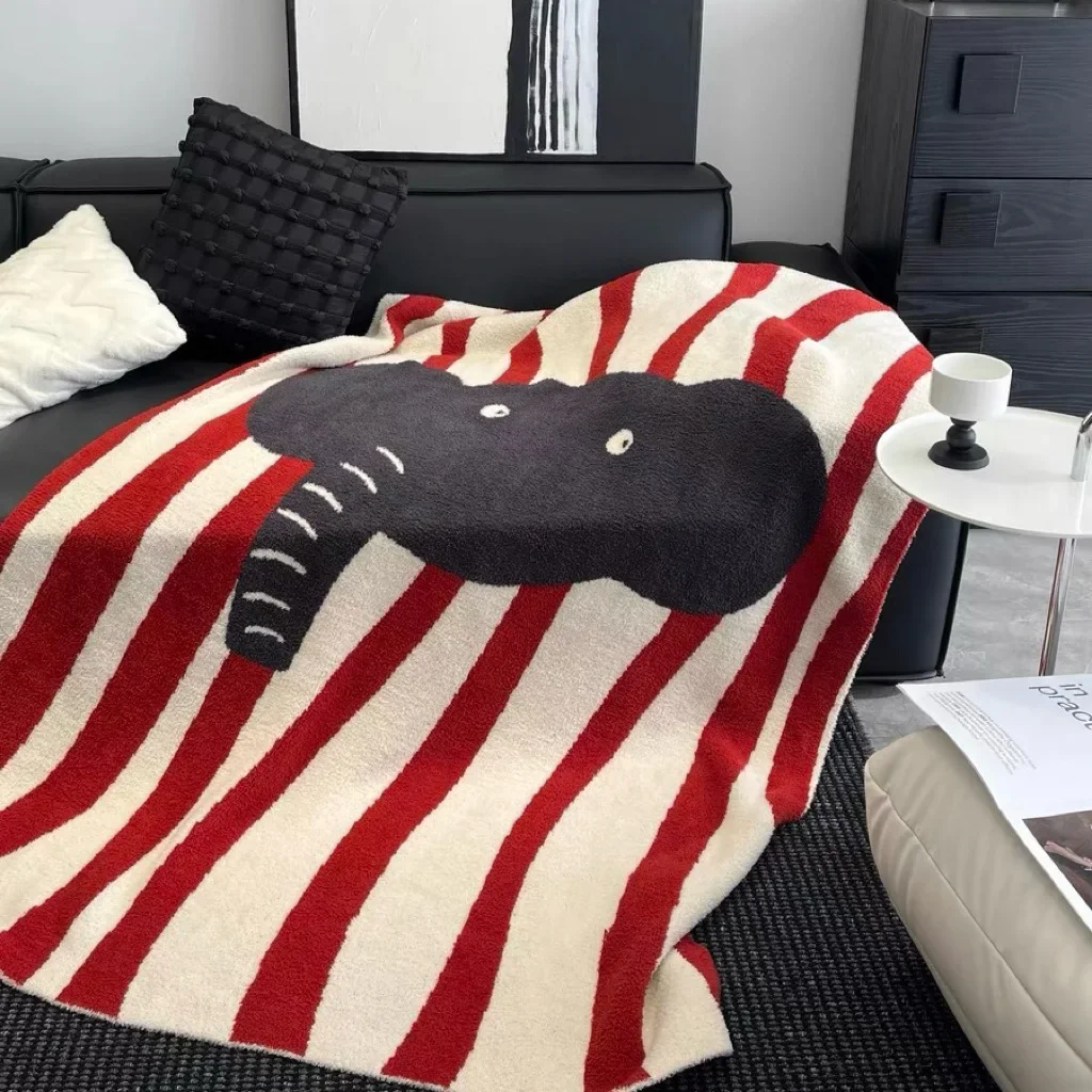 A Grade Half Flannel Jacquard Blanket Elephant Pattern Soft Skin Friendly Throw For Office Nap Living Room Multifunctional Cover