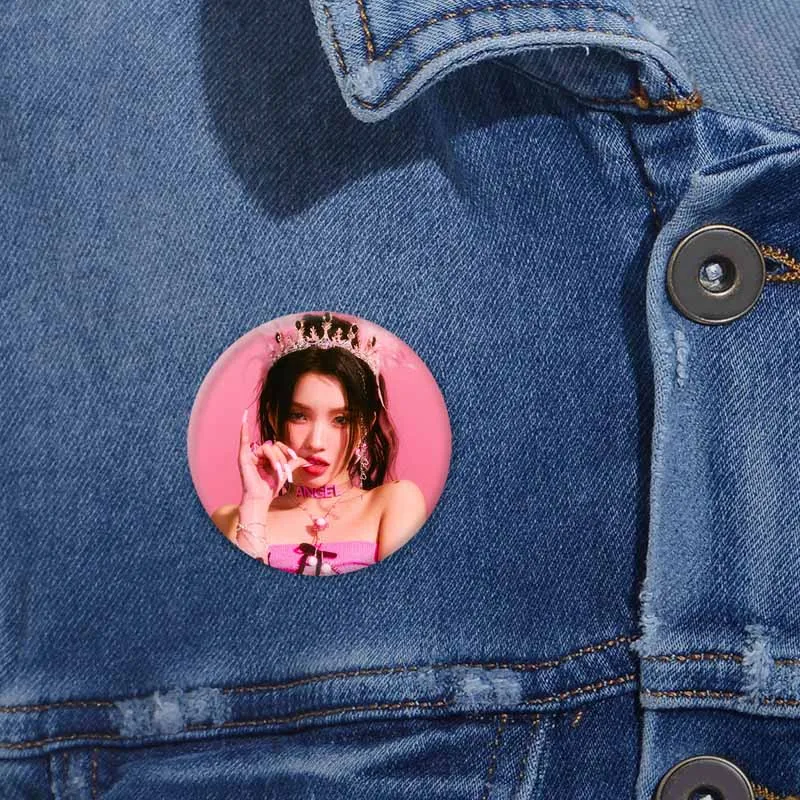 KPOP Singer (G)I-DLE Badge HD Printing Round Brooch Pins YUQI Minnie Lapel Pin Scarves Clothes Accessories Fans Collectible Gift