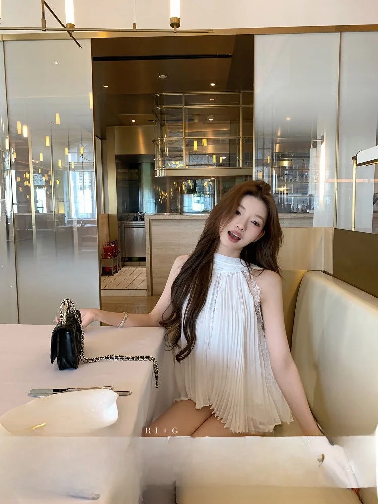 

YOLI Zhang Yuli Summer White Heavy Embellished Neck Hanging Women's Simple Loose Shoulder Exposure Shantung Shirt Korean Style