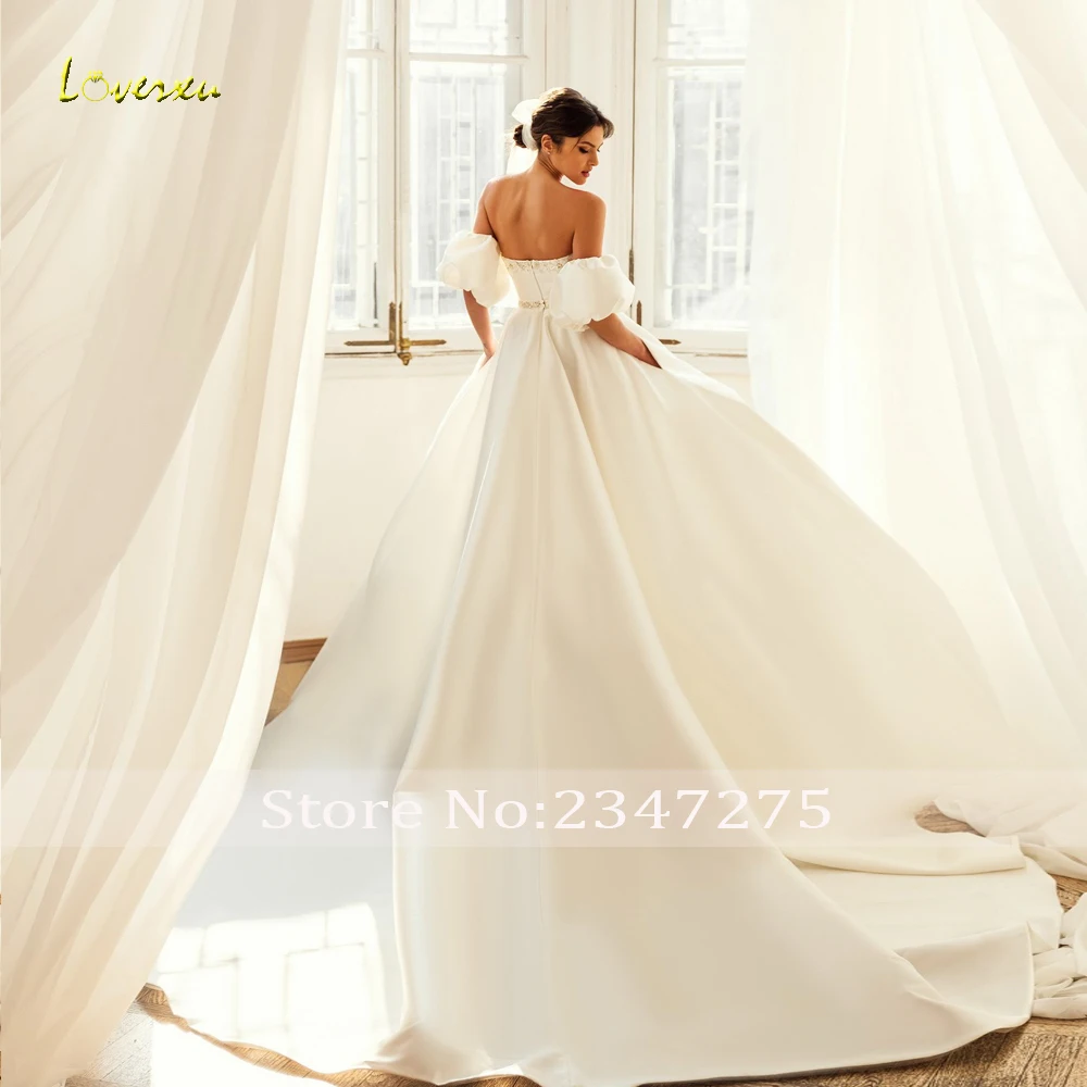 Loverxu A-Line Matte Satin Wedding Dresses Strapless Detachable Puff Sleeve Robe De Mariee Bead Elegant Custom Made Bridal Gown