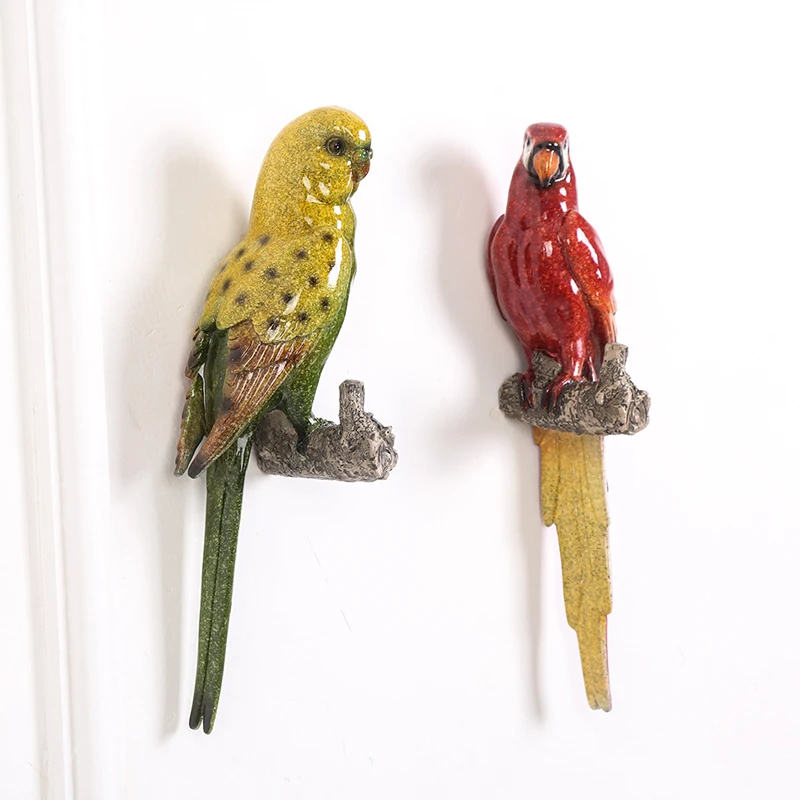 Wall Hanging Macaw Statue Ornamental Resin Parrot Couple Sculpture Craft Embellishment for Sitting Room Decor Door Accessories