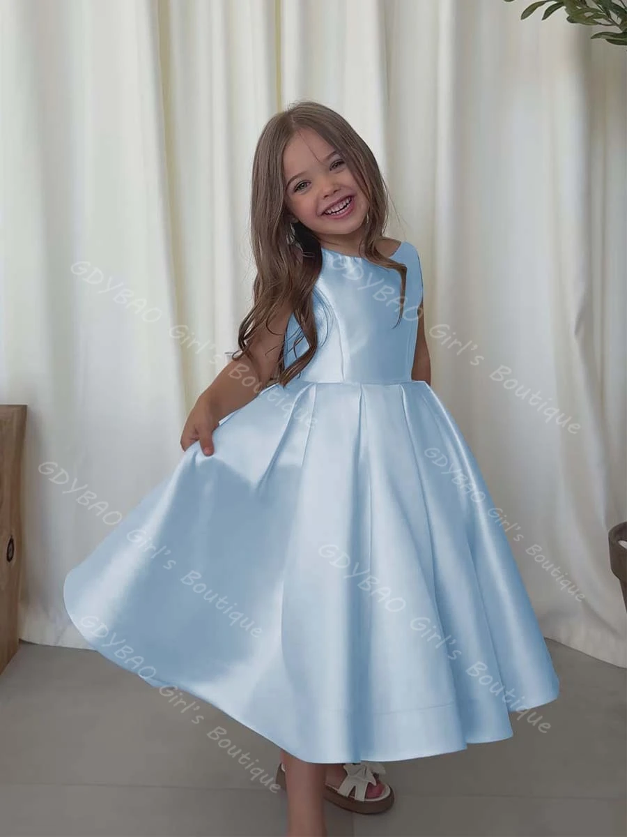 Vestido de niña de flores de satén blanco, vestido de novia de dama de honor con tirantes finos y lazo hasta el té, vestido de fiesta de comunión personalizado