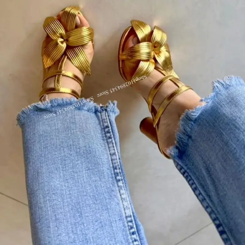 Gold Blume Dekor hohle Sandalen klobige Ferse modische sexy coole 2024 Sommer große Frau Schuhe Zapatillas Mujer