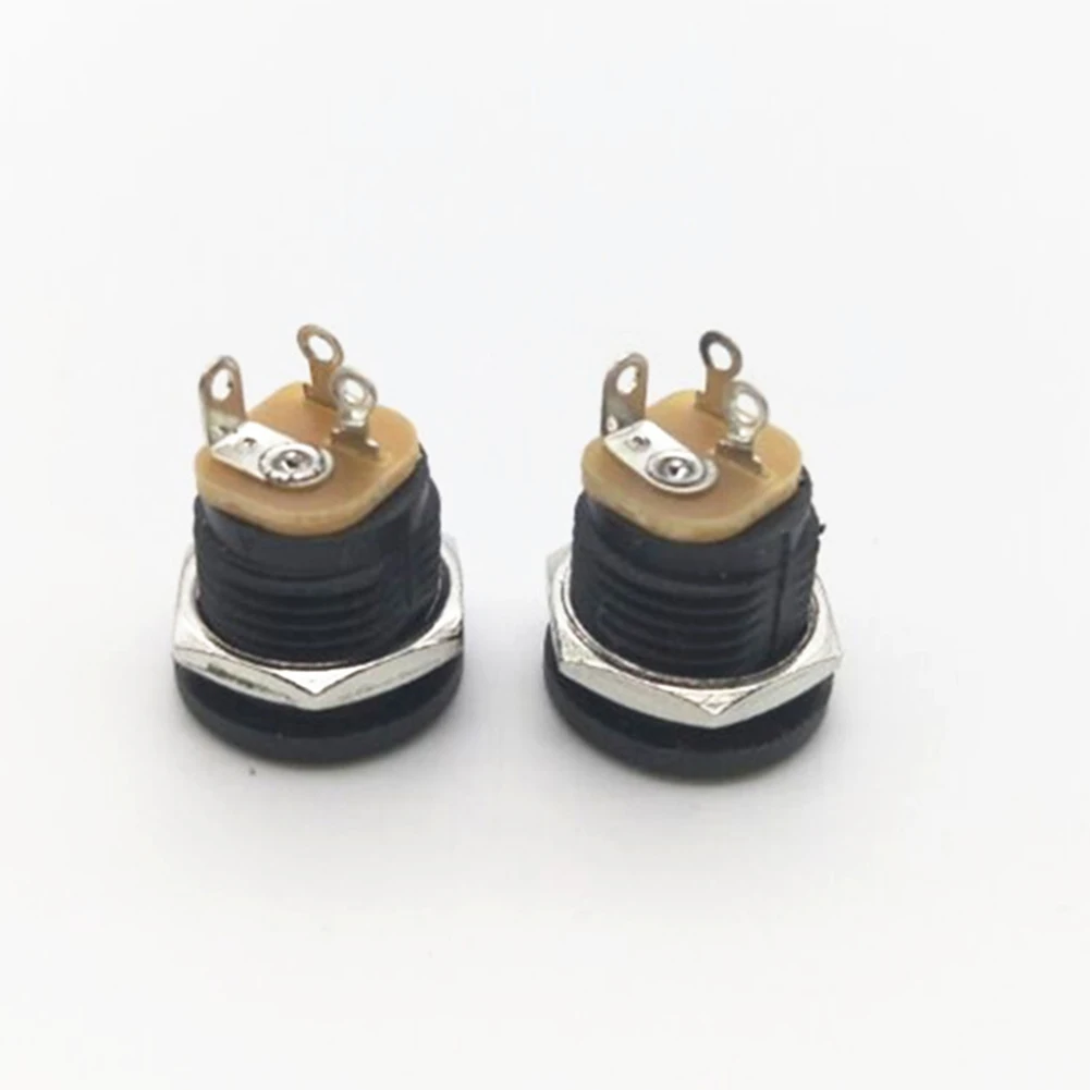 High Quality Plug Socket Connectors Plastic+Metal Rated Current 0.5A Socket Type DC-022 3-pin Terminals Long Using Life