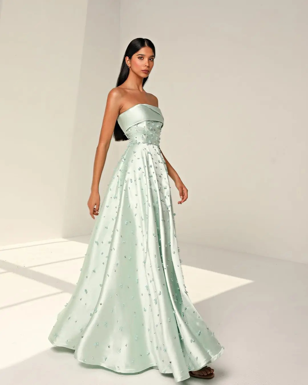 Luxury Prom Dresses For Special Events 2024 Green Evening Gown Strapless Beaded Party Birthday Vestidos De Formal Occasion Women