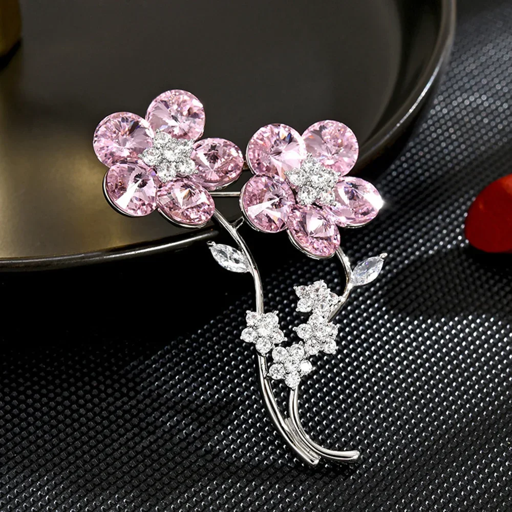 Trendy Exquisite Rhinestone Flower Brooches for Women Clothing Suit Floral Plant Brooch Pins Party Lovers Jewelry Gift