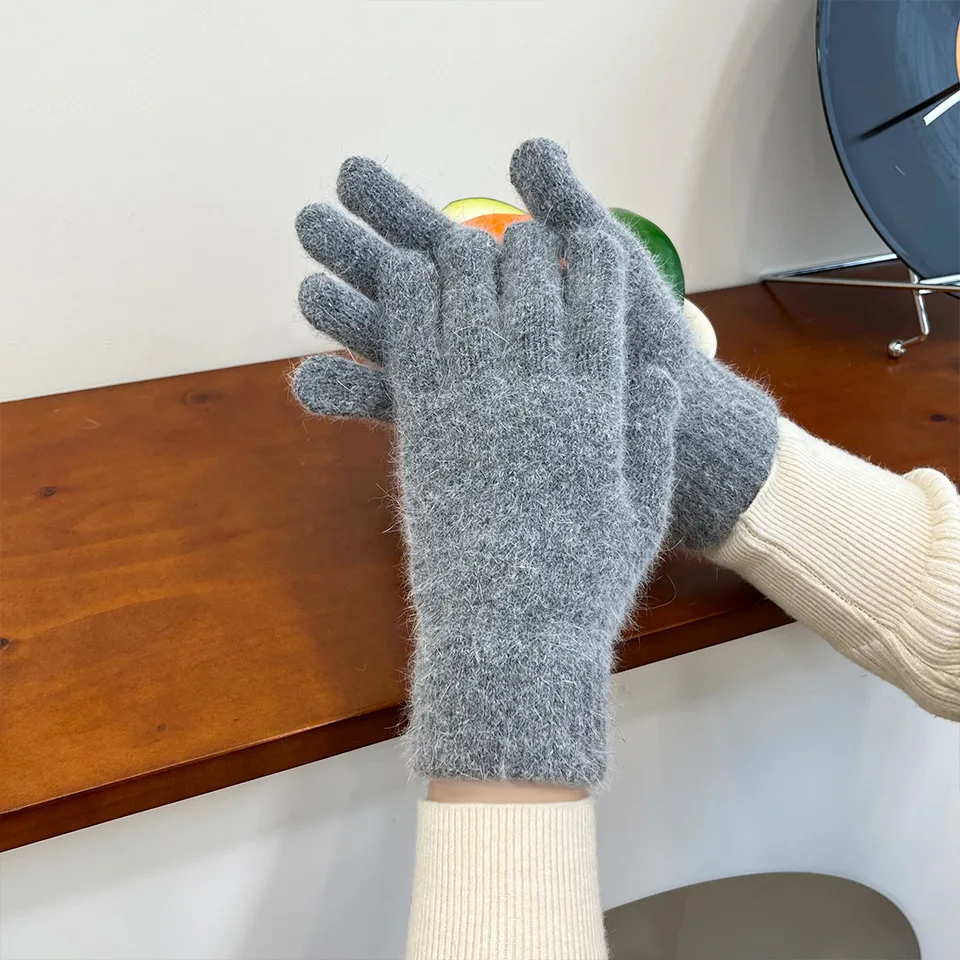 قفازات محبوكة سميكة دافئة للنساء قفازات شاشة لمس مرنة ناعمة مقاومة للبرودة للشتاء #1