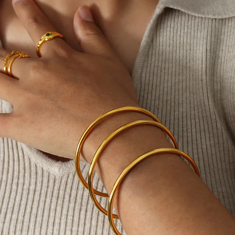 Simple Round Aperture Women\'s Stainless Steel Bracelet Girlfriend Gift Italian Bracelet Accessories Girl Gift Hot Sale