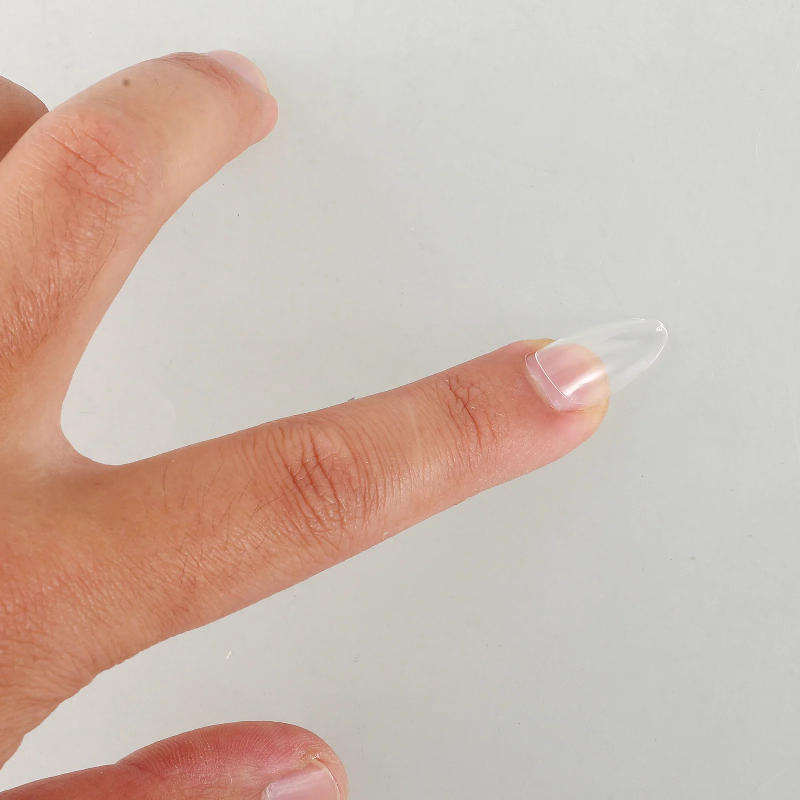 

600pcs Almond Press On Nails Fake Full Cover Clear Transparent Nail Extensions Pre-Shaped Short Medium Oval Tips For Women Girls