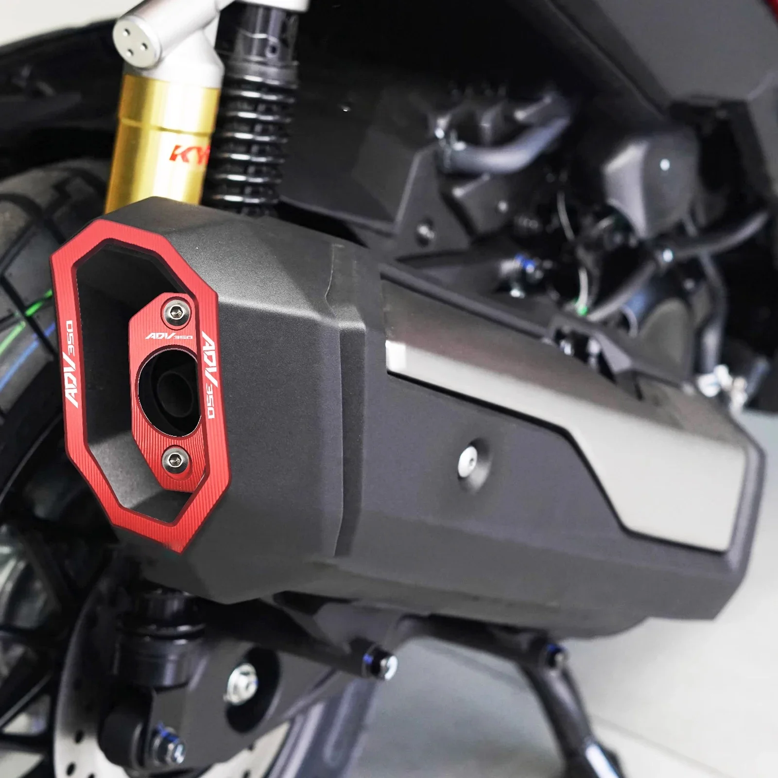 لهوندا ADV 350 ADV350 2026 2025 2021-2024 CNC الألومنيوم دراجة نارية العادم الأنابيب الذيل غطاء للحماية الزخرفية الملحقات #3