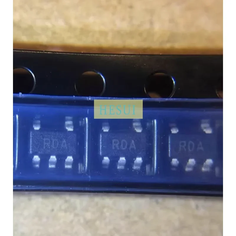 ADR395AUJZ ADR395 Screen Printed RDA SOT23-5 Packaged Voltage Reference IC Original