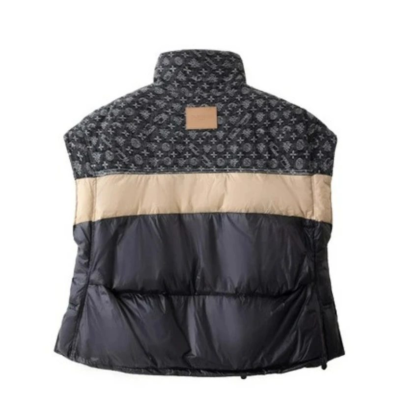 الوقوف طوق المتناقضة أسفل سترة المرأة قصيرة فضفاضة وعصرية الأبيض بطة أسفل بروتيل سترة جاكيتات للنساء