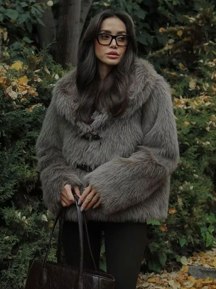 HH 2024 Woman Winter Turn-Down Collar Long Sleeve Warm Loose Outerwear Women Short Faux Fur Jackets Casual Coat Mujer