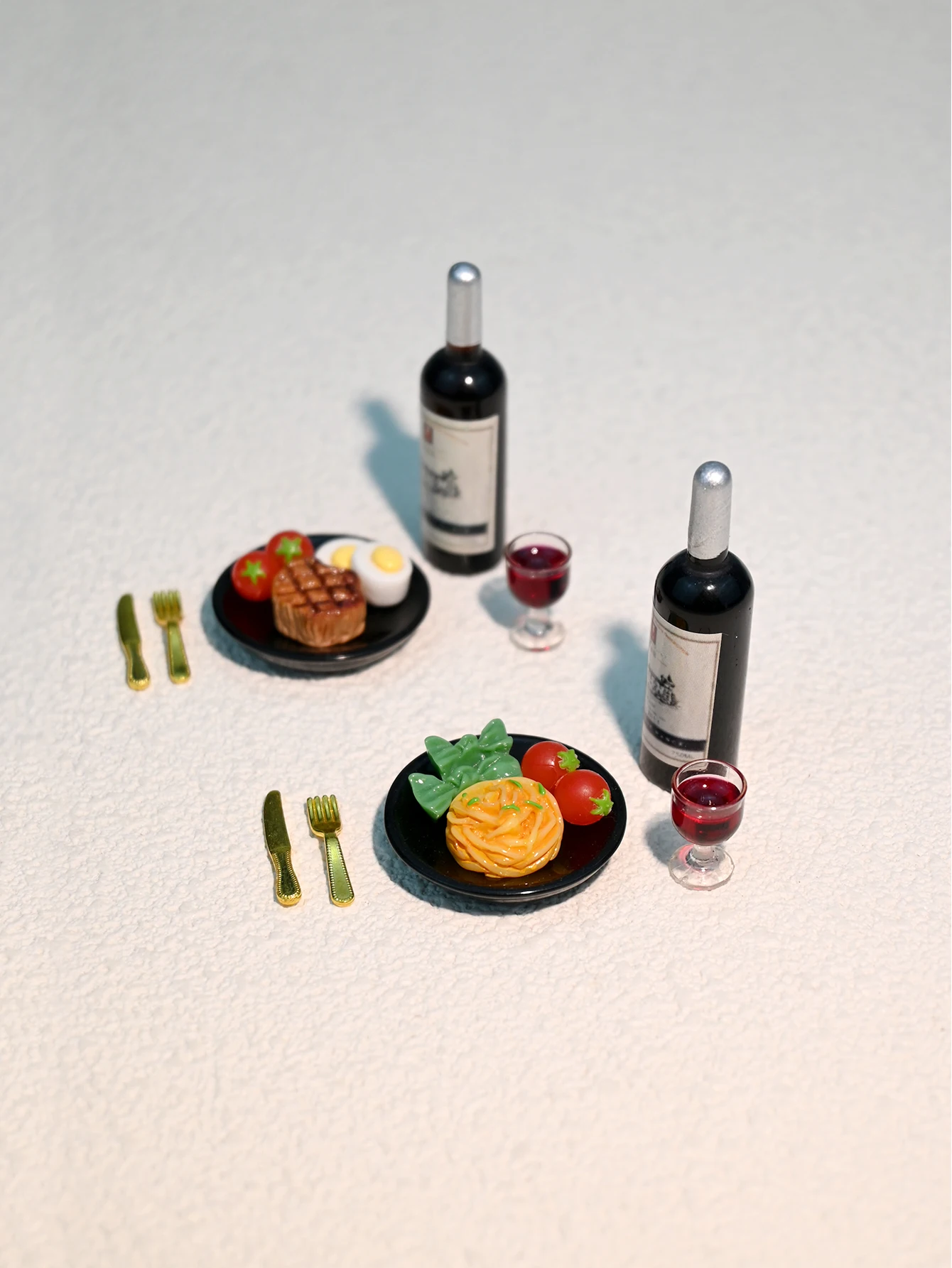 Un set de decoración en miniatura de vino tinto, pasta y carne, escala 1/6, 1/12, accesorios para casa de muñecas, juguetes para casa de muñecas, decoraciones para casa de muñecas, accesorios para casa en miniatura, juguetes de comida en miniatura, acceso