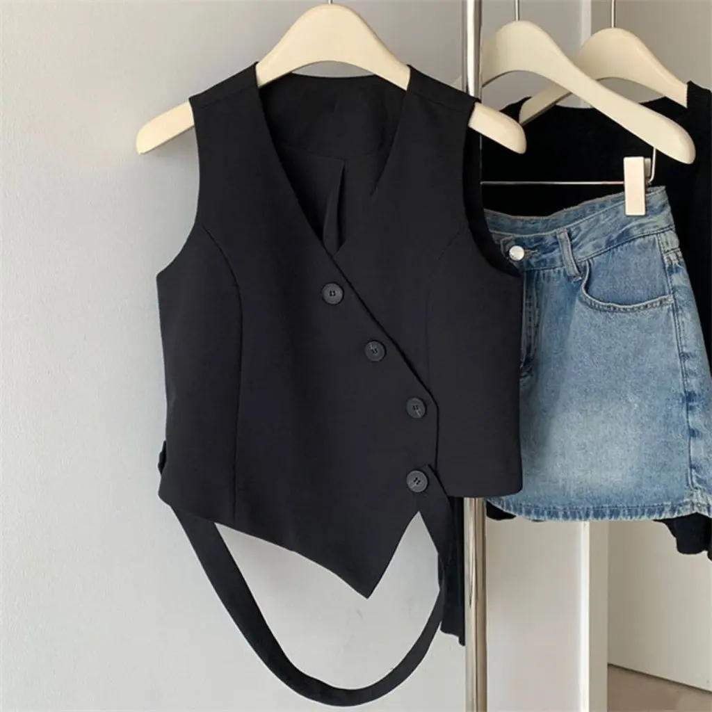 

Women's Black Suit Vest Irregular Personalized Fashion New Summer Short Vest to Wear outside