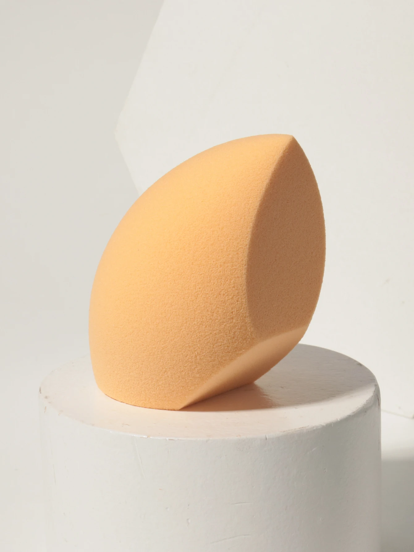 1 إسفنجة مكياج كبيرة رطبة وجافة مزدوجة الأغراض، أداة مكياج يومية لتلطيخ المكياج، ضرورية محمولة للاستخدام اليومي والسفر