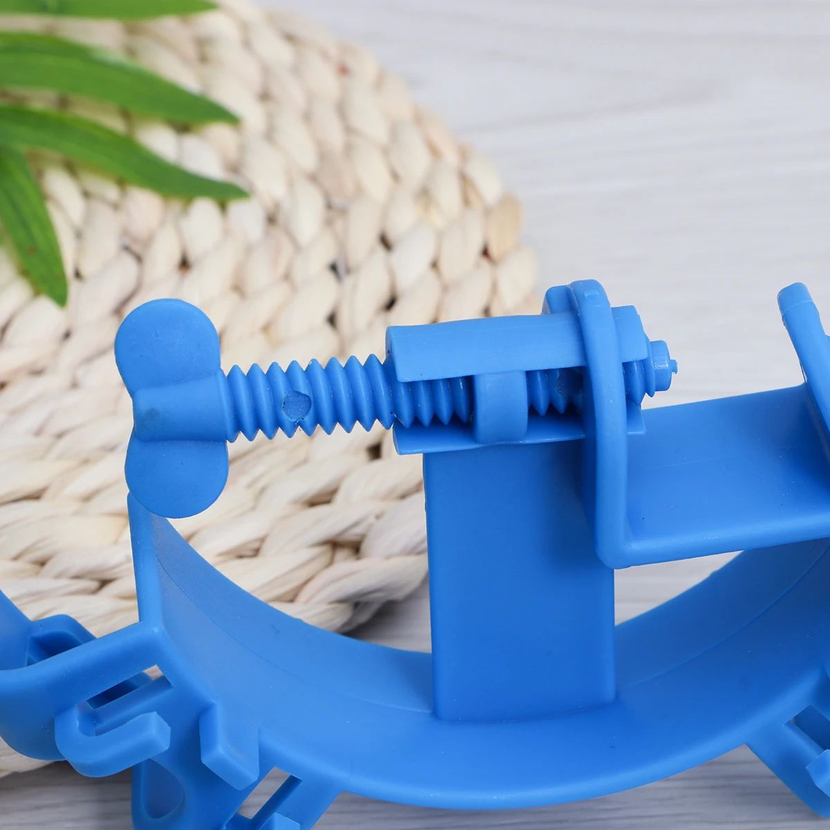 

Hose Clamp Pipe Clamps 12mm-16mm Thickness Aquarium Accessories Water Clip Tube Bracket Fish Tank Holder Keeps Clean Better