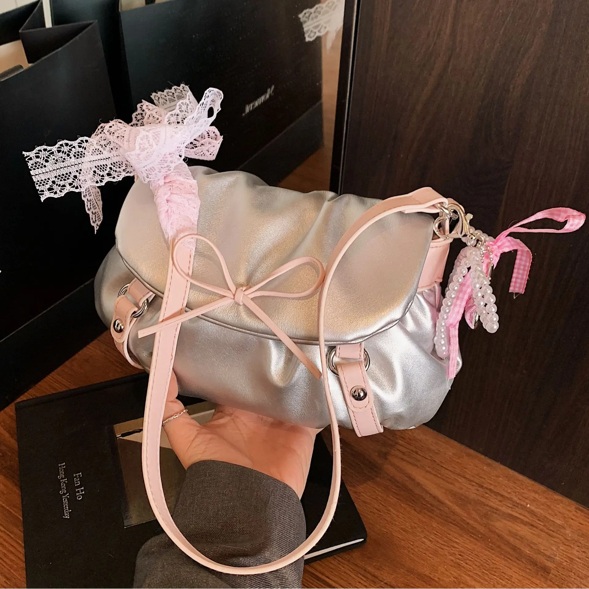 

Fashion Underarm Bag Silver Wrinkled Crossbody Bags for Women Shoulder Bags Purse and Handbags Designer Bag Bolsos De Mujer Sac