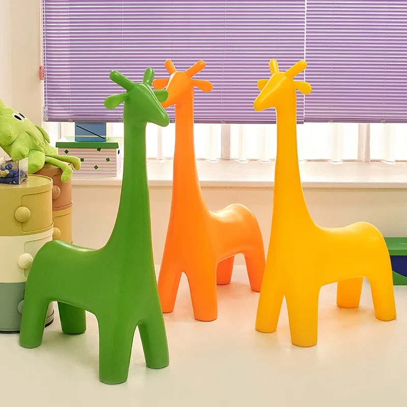 Nordic creative children animal seat home Internet celebrity shoe changing stool giraffe stool cartoon chair