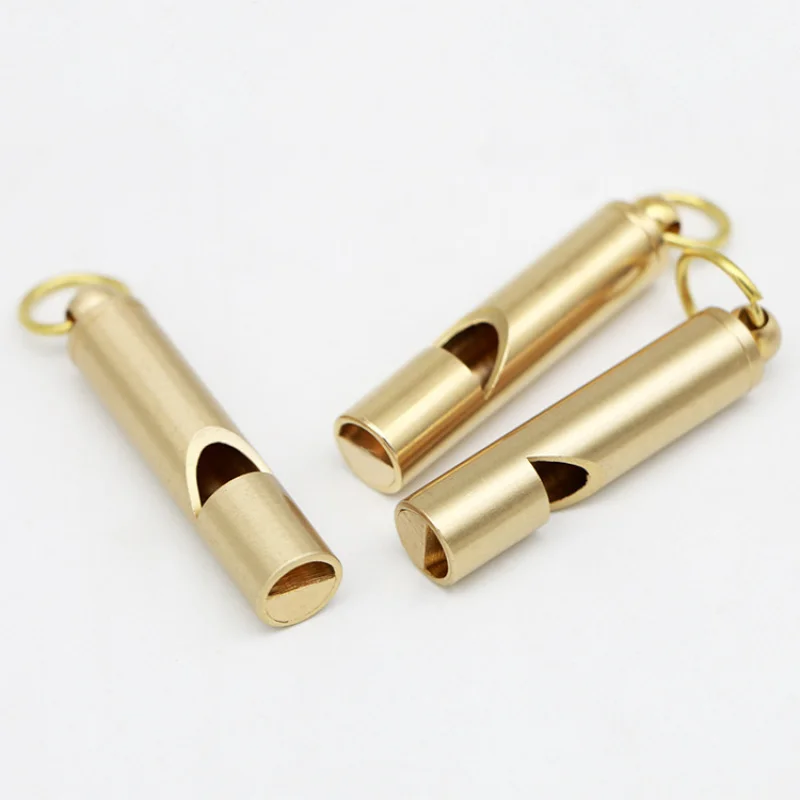 1Pc Brass Outdoor Sports SOS Whistle Cheerleading Whistles Survival Equipment Hiking Key Chain Retro Referee Whistle Souvenirs