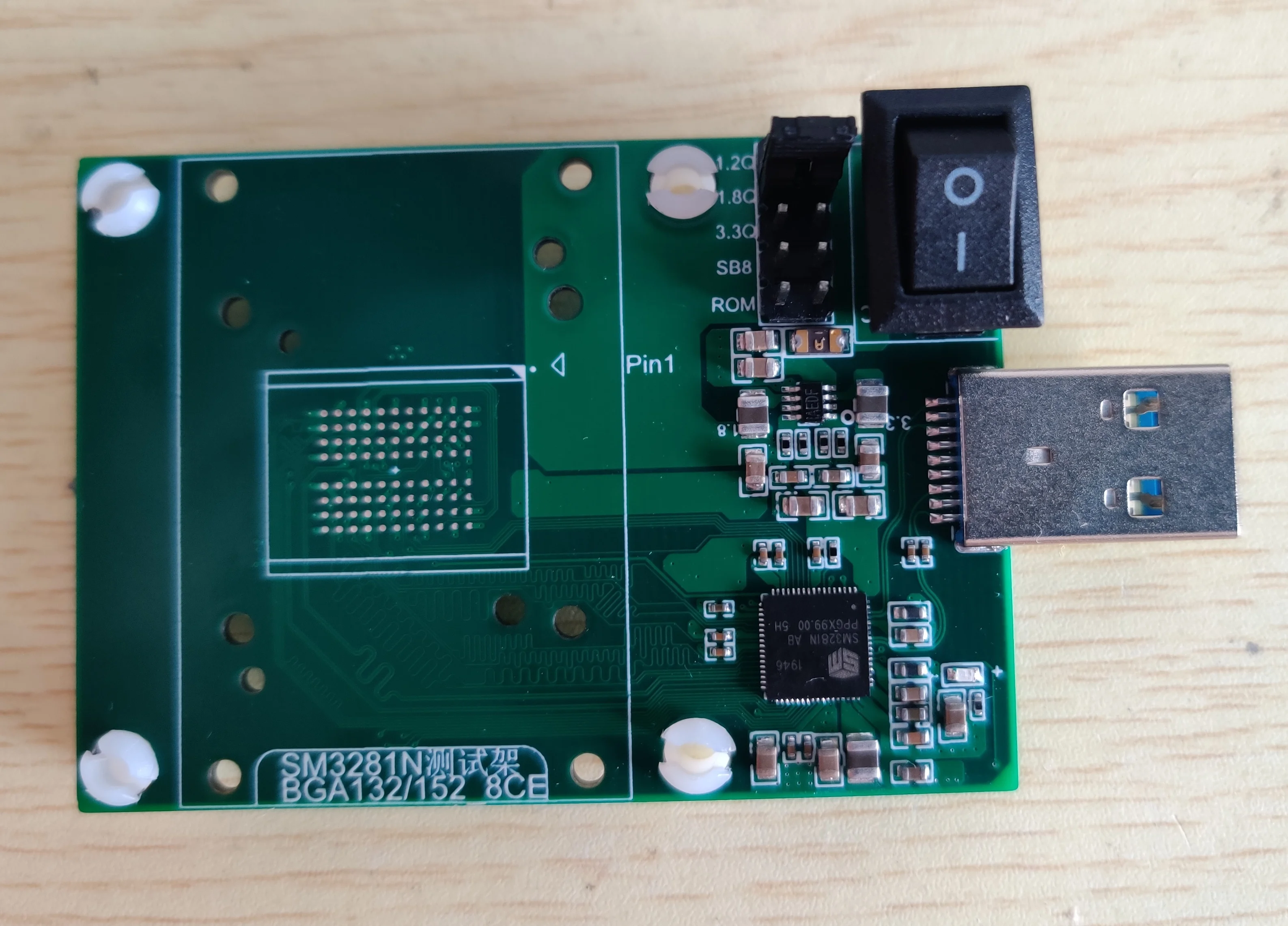 SM3281N AB/BB Test Rack Nand Flash Empty Rack Flash Memory BGA132/152 8CE