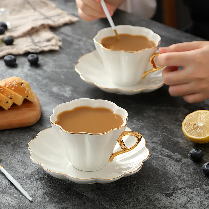 Ceramic Elegant Flower Bone China Coffee Cup with Saucer Set White Porcelain Phnom Penh Office Teacup Home Cafe Espresso Cup