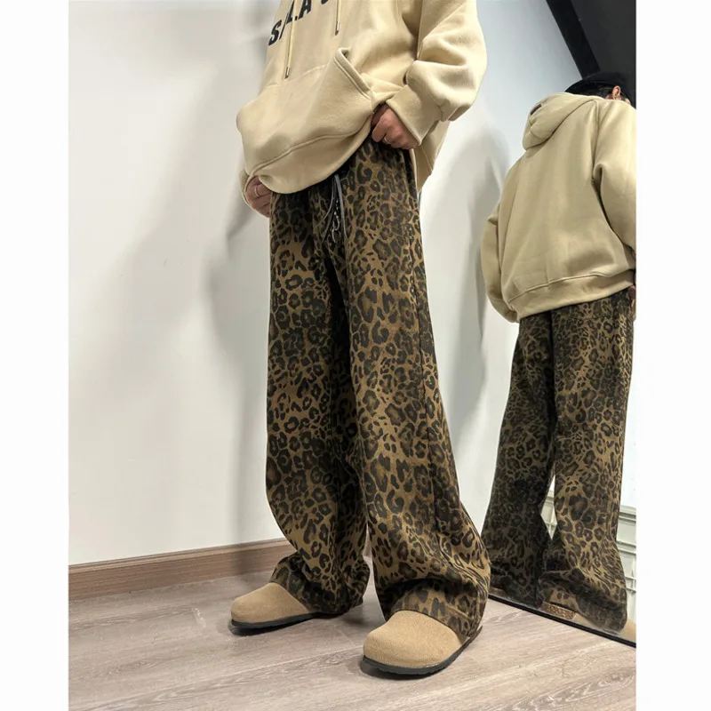 Leopard Printed Jeans Men Fashion Retro Printed Vintage Jeans Men Streetwear Hip-hop Loose Wide Leg Jeans Mens Denim Trousers