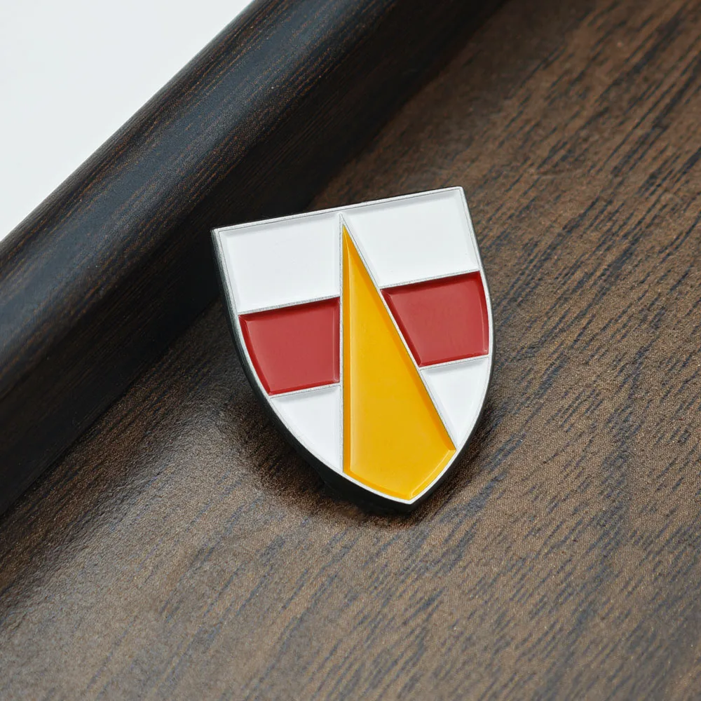Kingdom Come Deliverance Sir Radzig Kobyla Metall-Emaille-Anstecker KCD Henry Skalitz Wappen-Abzeichen Brosche Reversnadel Fan-Geschenk – Detail 10