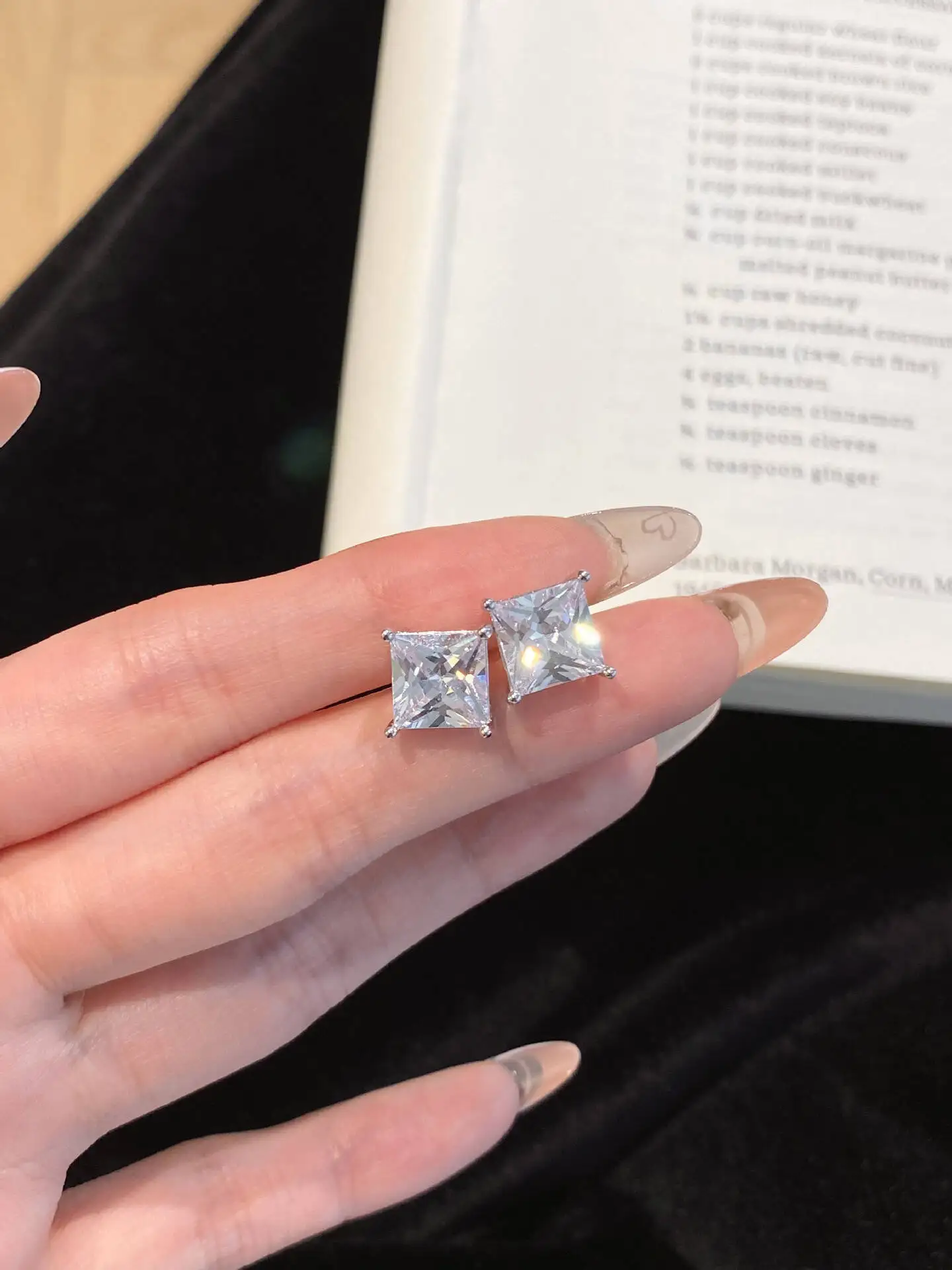 TYプリンセスカット 0.4-5CT モアサナイト S925シルバー スタッド 