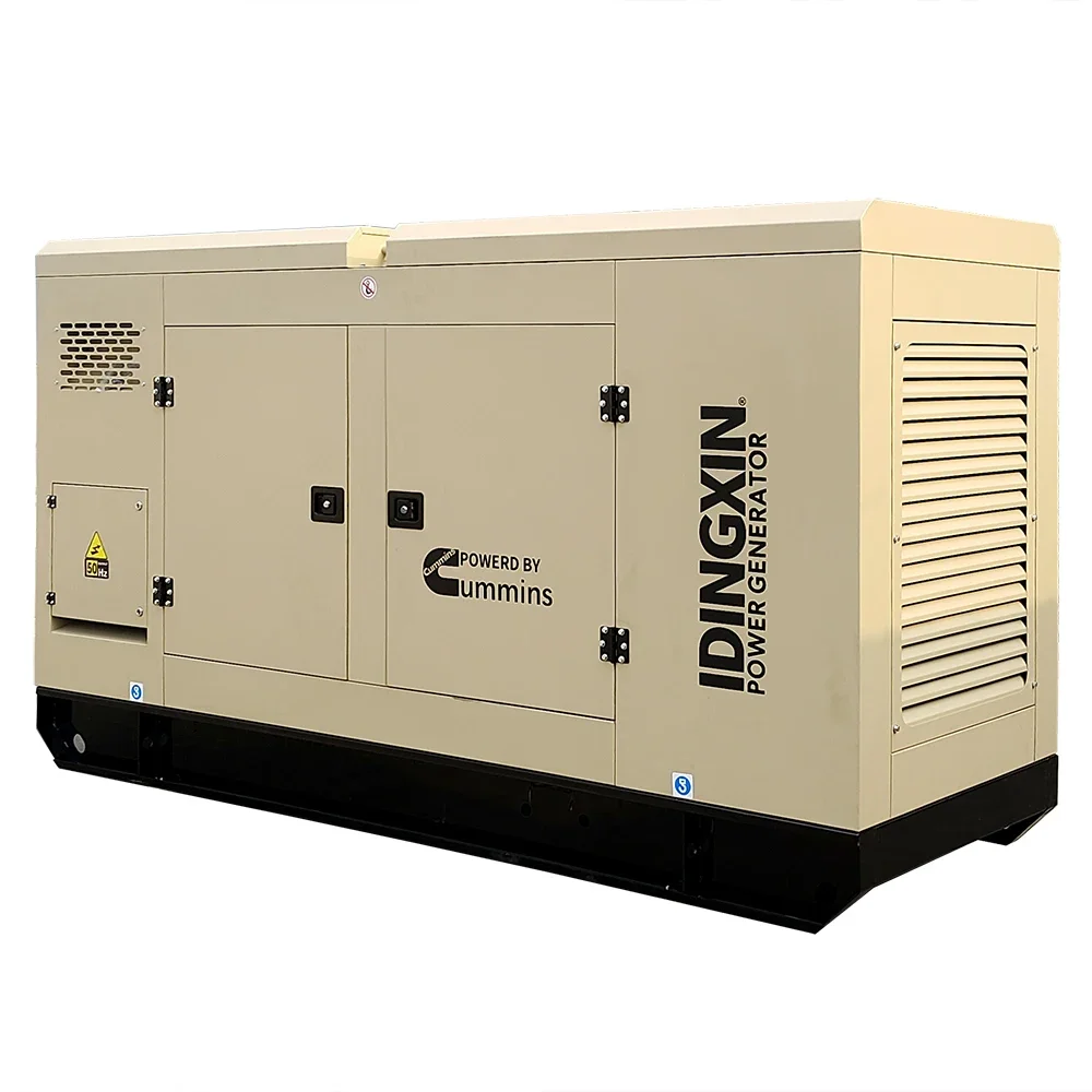 مولدات الديزل الكهربائية المولودة 30kw50kva 100kva 120kva 150kw مجموعة المولدات الصامتة للغاية