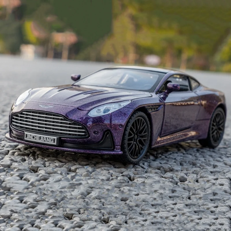 1:32 DB12 GT Super Tourer V8 Super GT Alloy Miniature Car Diecast Metal Scale Model Car Sound＆Light Kids Toy Car Vehicle Gifts