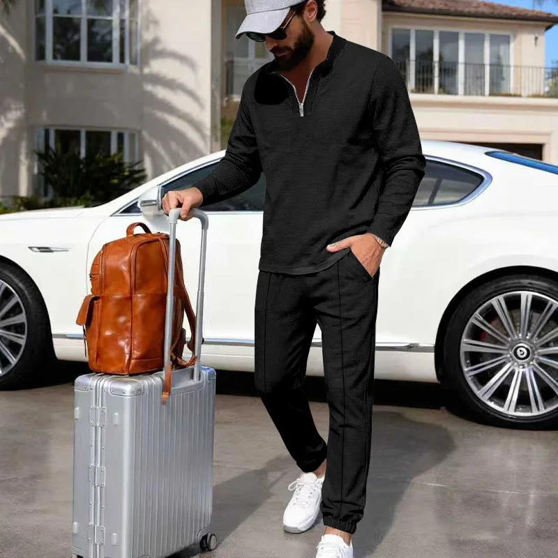 

Мужской спортивный костюм из двух предметов: толстовка с воротником-поло и длинными рукавами и брюки-джоггеры, комплект для отдыха и спорта