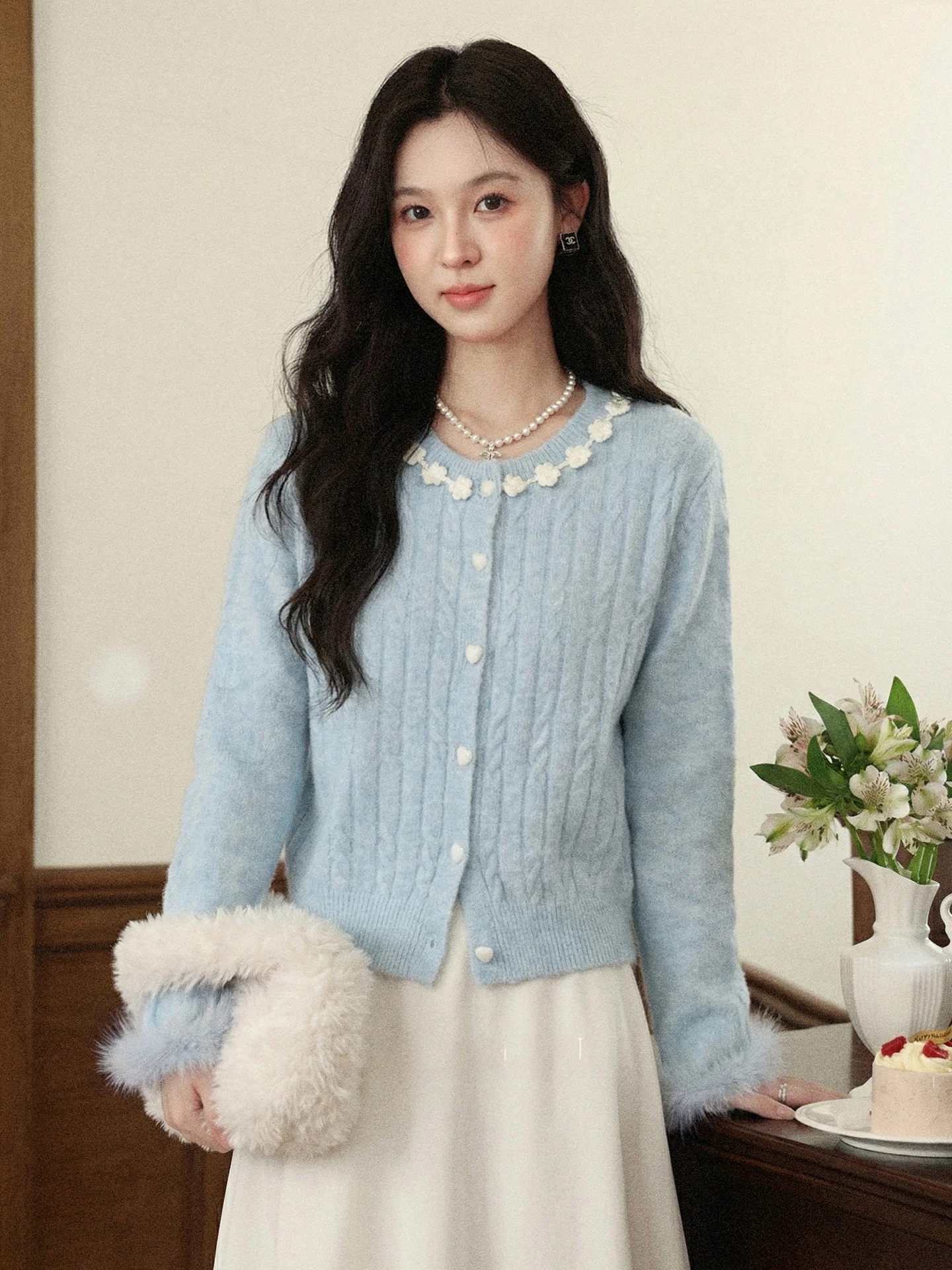 

Мягкий синий вязаный кардиган для женщин, оригинальный дизайн, свободный крой, длинный рукав, круглый вырез, зимняя мода