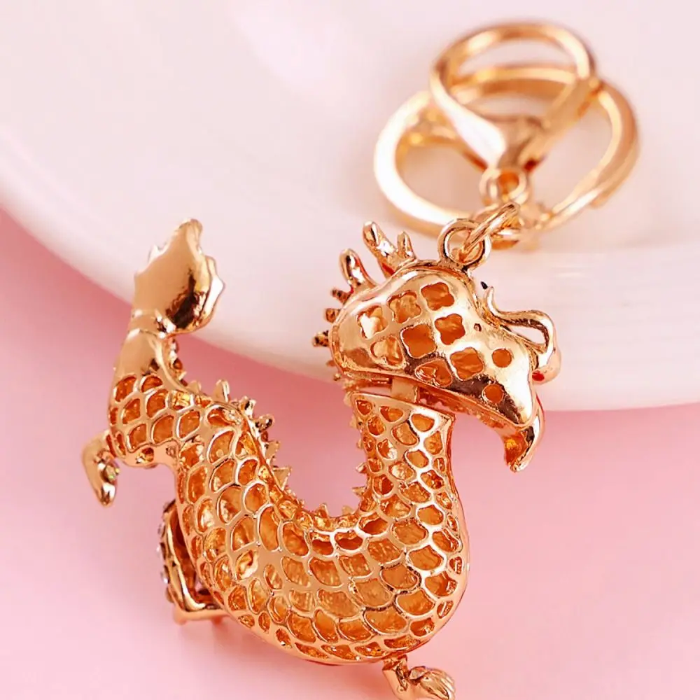 Strass de metal dragão chaveiro incrustação strass zodíaco chinês dragão incrustação sorte chinês chaveiro sorte dos desenhos animados
