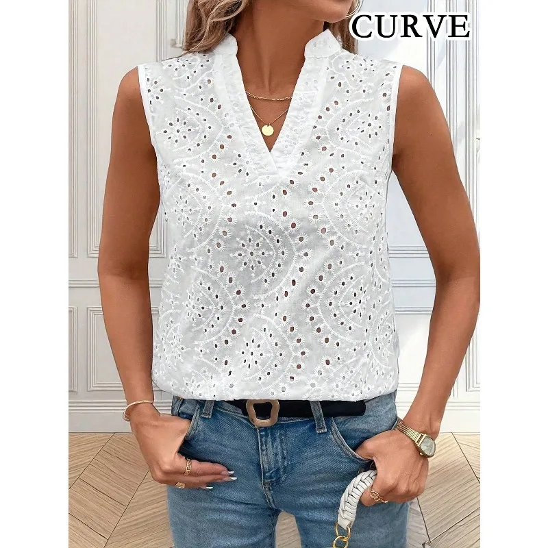 PLUS ขนาดผู้หญิง Lace Hollow เย็บปักถักร้อยเสื้อกั๊ก Elegant V คอเสื้อแขนกุดเสื้อสีขาวปุ่มแฟชั่น TOP