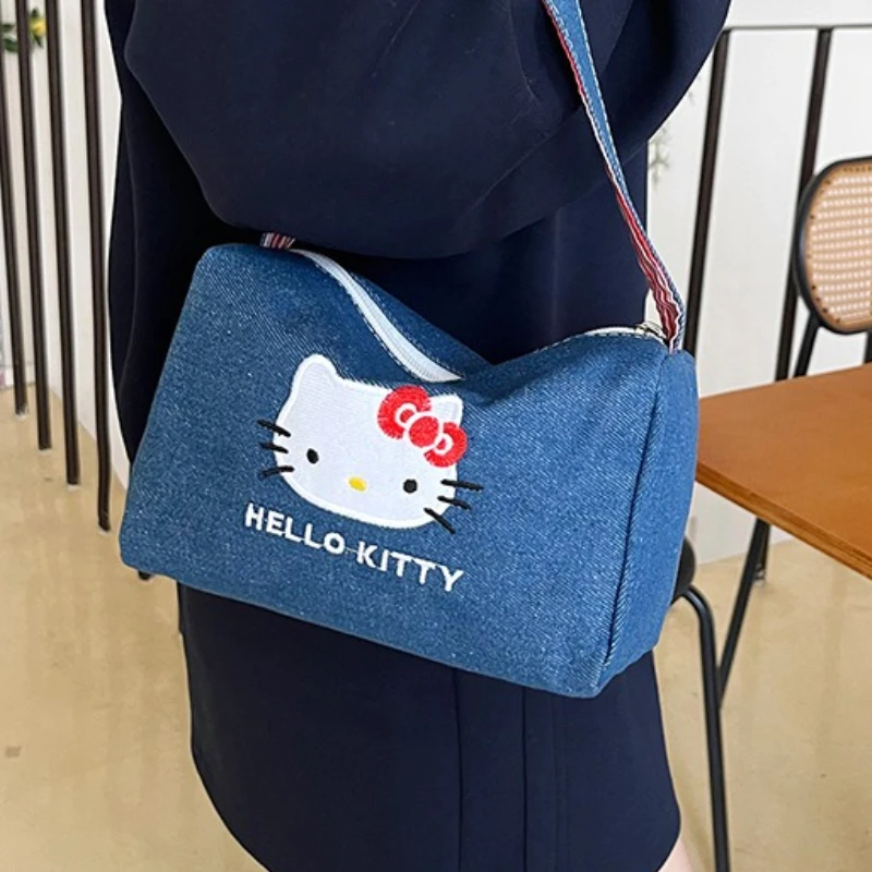 

Косметичка Hello Kitty, милый джинсовый винтажный клатч-тоут Sanrio, клатч для туалетных принадлежностей для макияжа, дорожная косметичка, кавайная косметичка