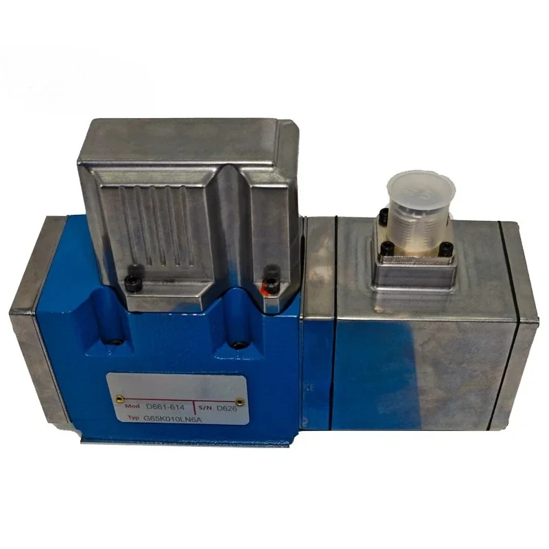 D661 D662 D663 D664 D665 Servo Valve D633-308B R08KO1M0NSM2 D661-4110 P60HAAF6VSM2-0 D661-4642 Proportional Valve D661-318D-4