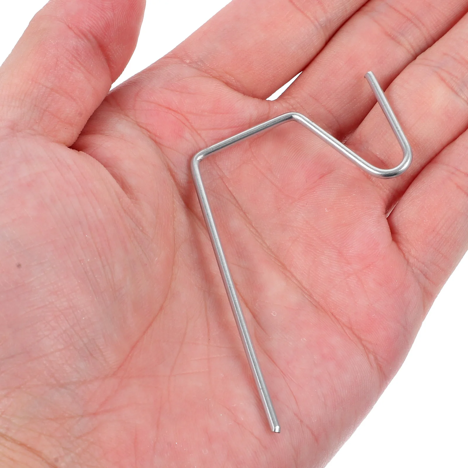 

50Pcs Metal Light Hooks Rust-Resistant Gutter Clips for Outdoor Christmas Light Hanging Fairy String Lights Decoration