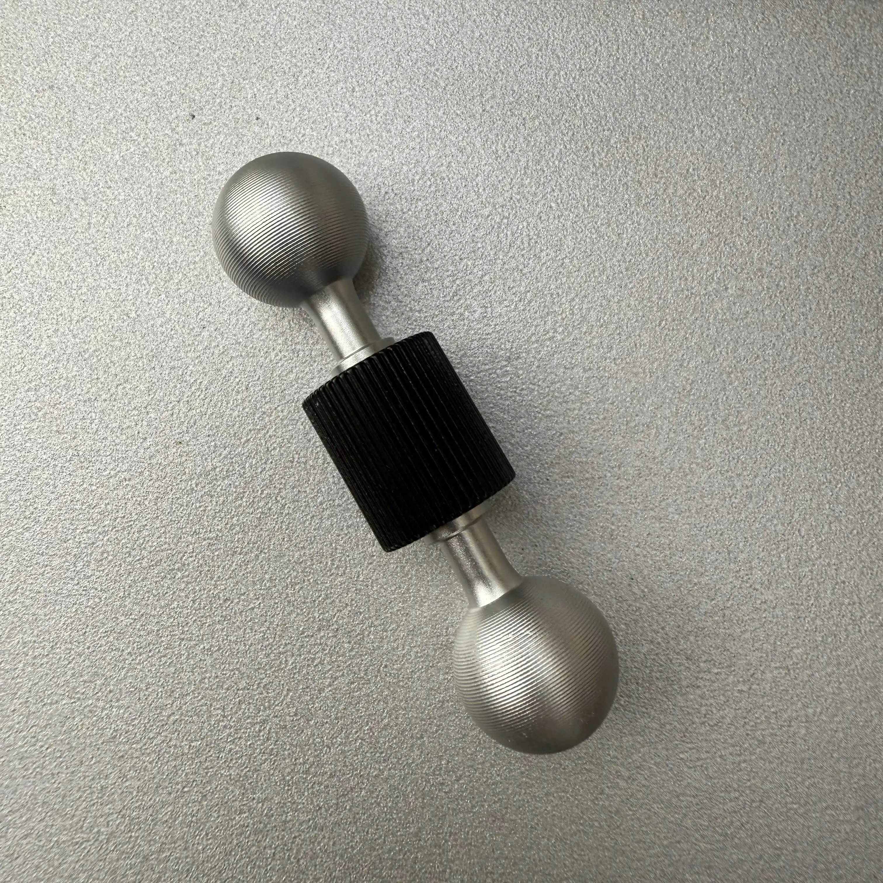 

Aluminum Alloy Dall Head 17mm Accessory 1/4 Screw Expansion Adapter Internal Thread Ball Head Replacement Head Bouble Dall Head