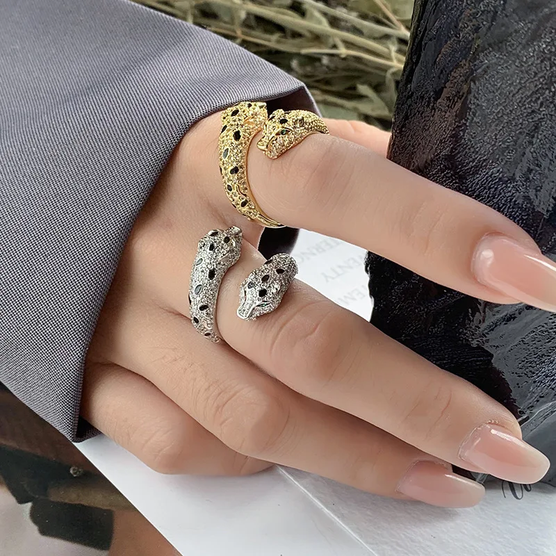 Trendy Double Leopard Head Wrap Ring Iced Out Cubic Zirconia Black Enamel Spot Statement Rings Women Party Cocktail Jewelry Gift
