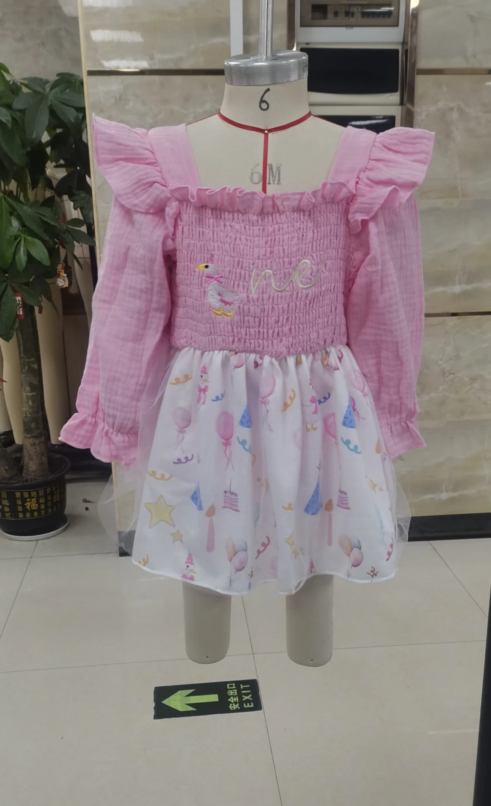 

Baby Clothing Girl 1st Birthday Outfits Bow Ruffled Trim Long Sleeve Romper Dress and Bow Headband 2 Pcs Set