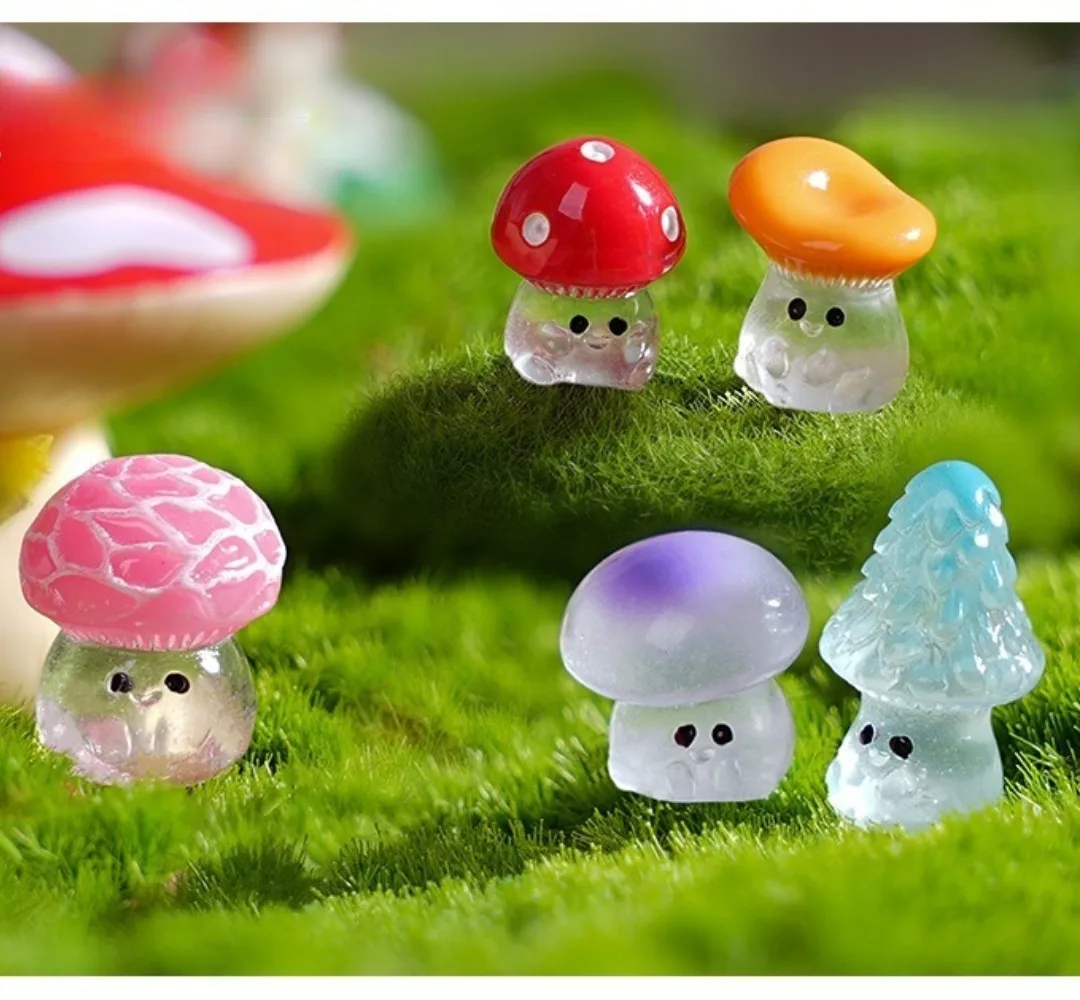 10/20pcs Miniature Mushrooms Elf Glow At Night Fairy Garden Decoration Mushroom Resin Figurines DIY Home Decor Table Accessories